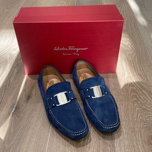 Salvatore Ferragamo blue parigi style loafer .